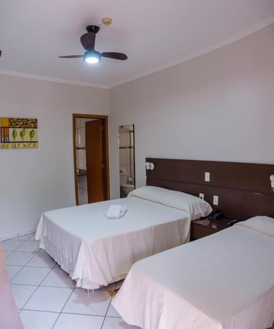 Ville Park Hotel Ourinhos Extérieur photo